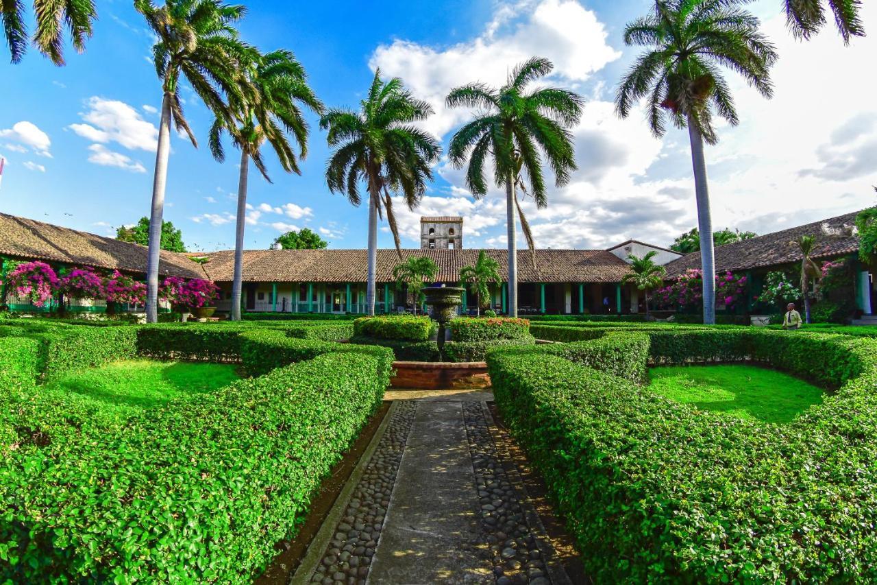Hotel El Convento Leon Nicaragua Экстерьер фото
