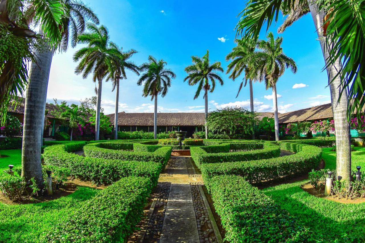 Hotel El Convento Leon Nicaragua Экстерьер фото