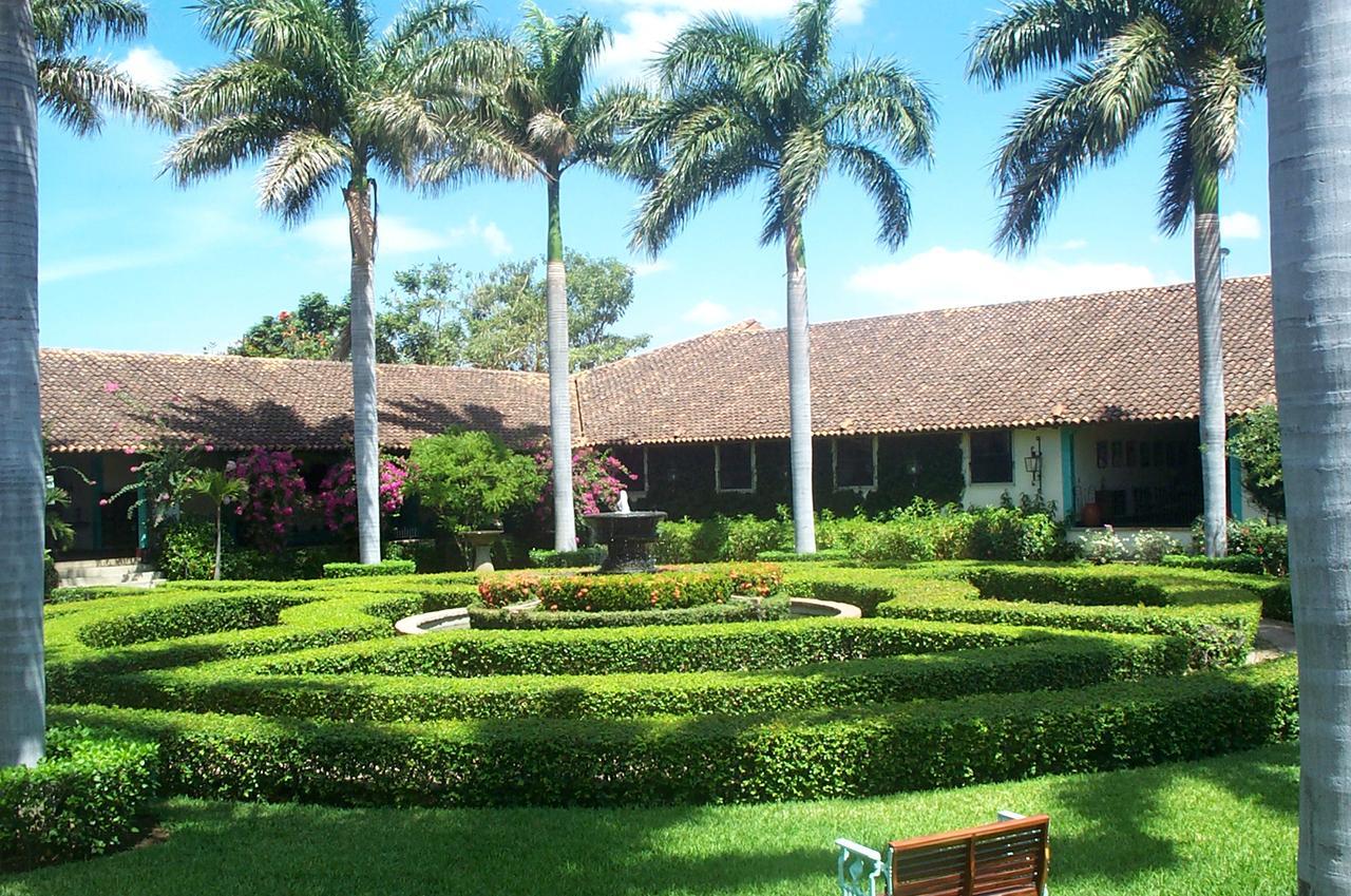 Hotel El Convento Leon Nicaragua Экстерьер фото