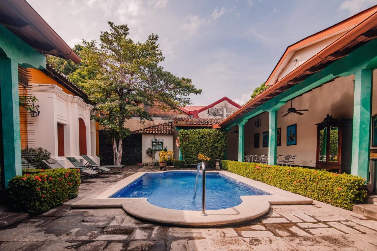 Hotel El Convento Leon Nicaragua Экстерьер фото