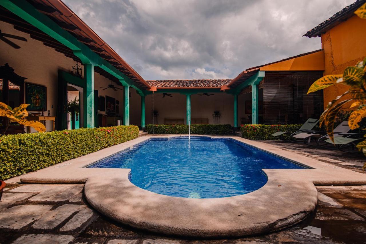 Hotel El Convento Leon Nicaragua Экстерьер фото