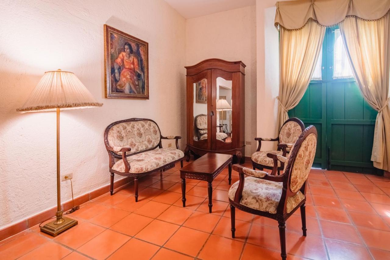 Hotel El Convento Leon Nicaragua Экстерьер фото